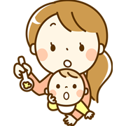 離乳食を与えるおかあさん